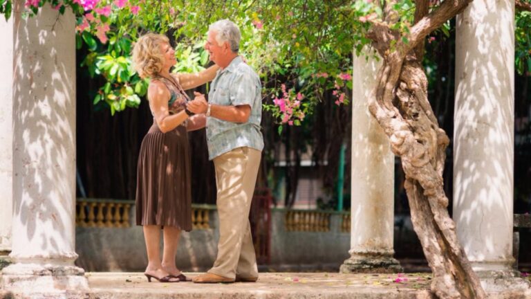 no hay edad para bailar salsa